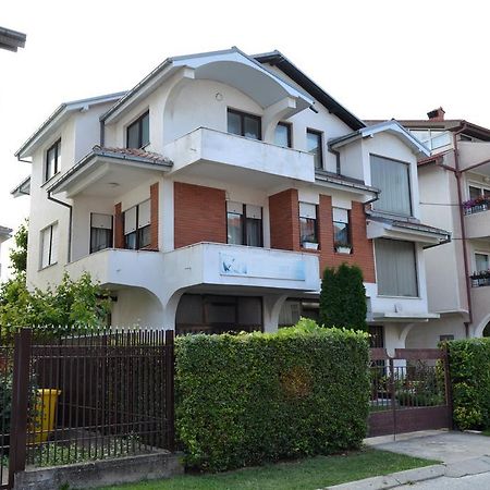 Apartment In Прилеп Экстерьер фото