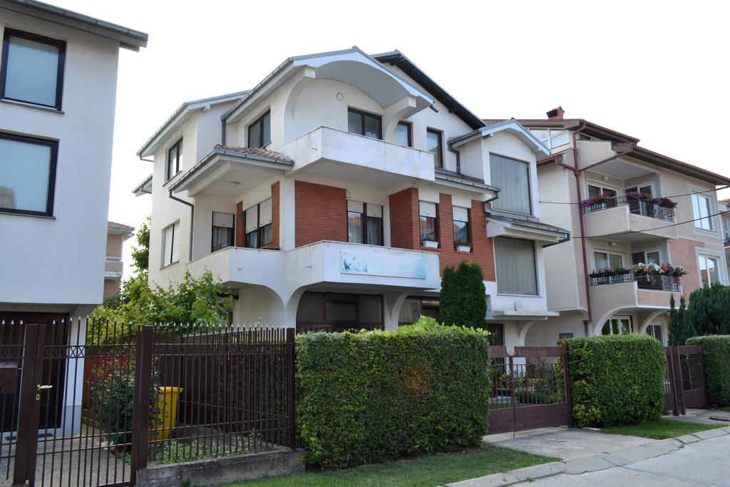 Apartment In Прилеп Экстерьер фото